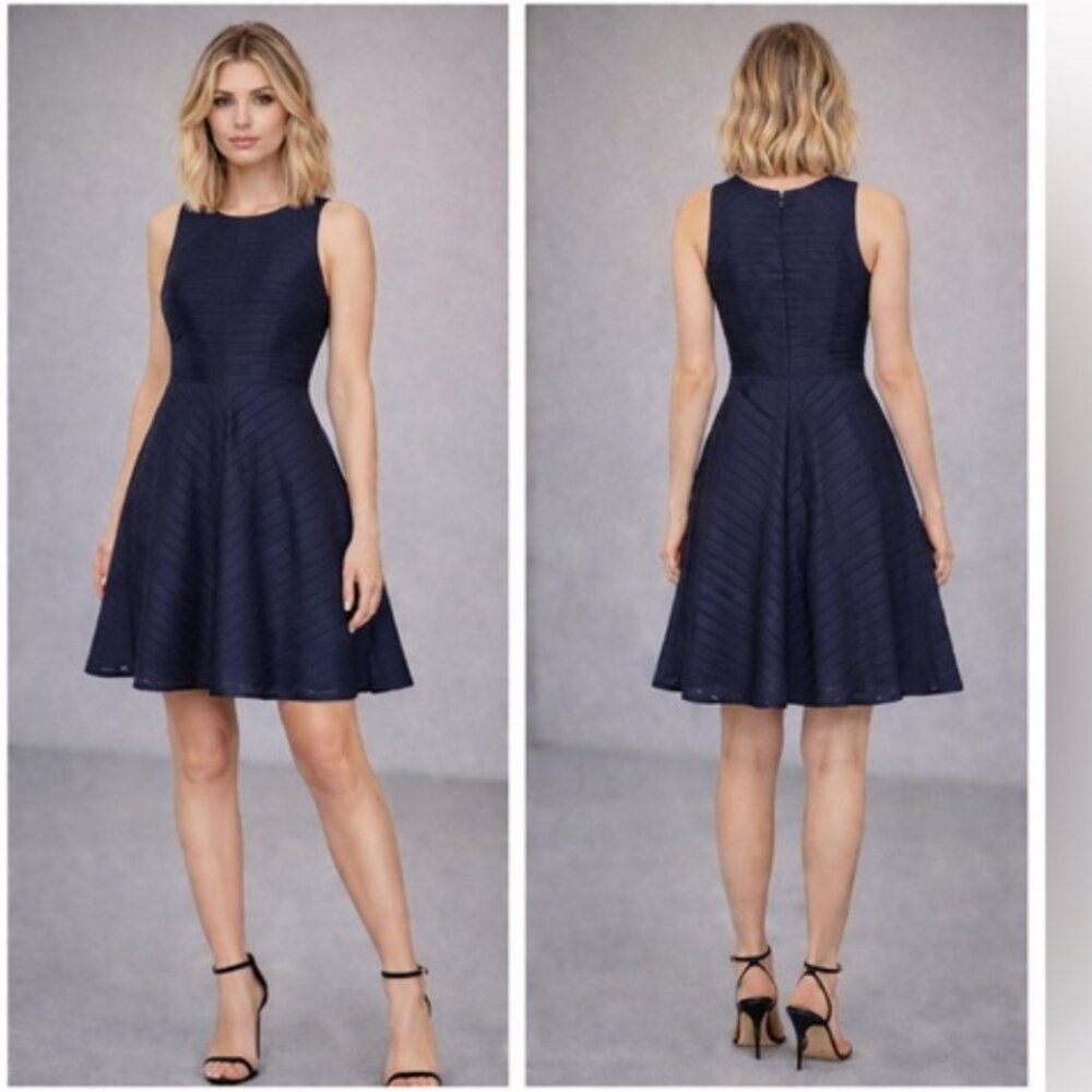 Excellent women’s Banana Republic Navy Dress size 2